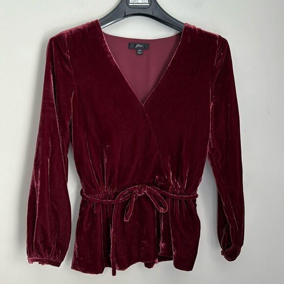 J. Crew Women’s Faux Wrap Velvet Top Burgundy Peplum Size 00 - Picture 2 of 13